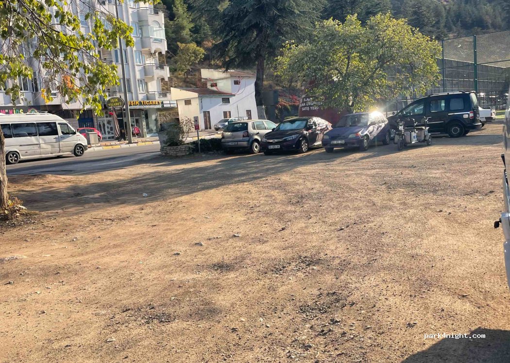 (32500) Eğirdir - 27a Profesör Doktor Orhan Aslanoğlu Caddesi — foto 3