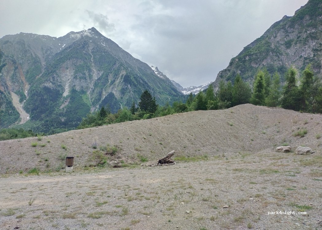 (38520) Les Deux Alpes - Unnamed Road — foto