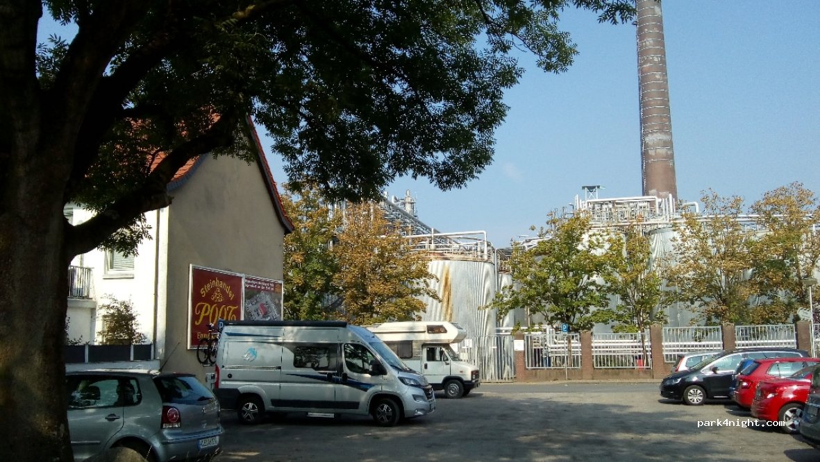 (46446) Emmerich am Rhein - Kleiner Wall 5 — foto