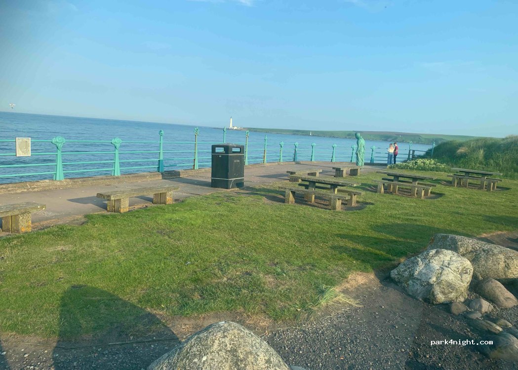 (DD10 8SW) Montrose - 1 Traill Drive — foto