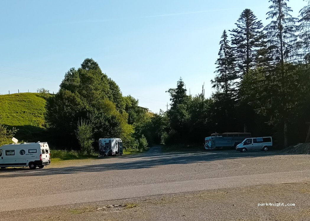 Wohnmobilstellplatz Landhaus Waibel — foto 4