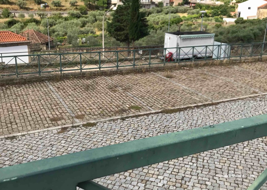 (5360-396) Vila Flor - 6 Rua Doutor Monteiro — foto 3