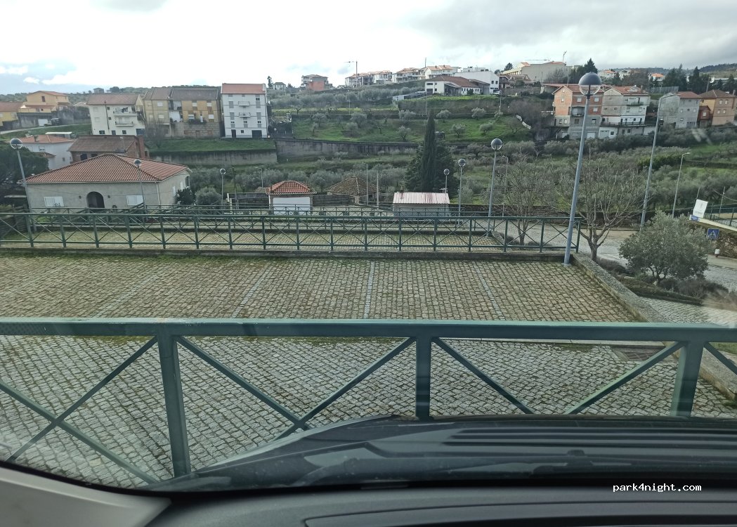 (5360-396) Vila Flor - 6 Rua Doutor Monteiro — foto 5