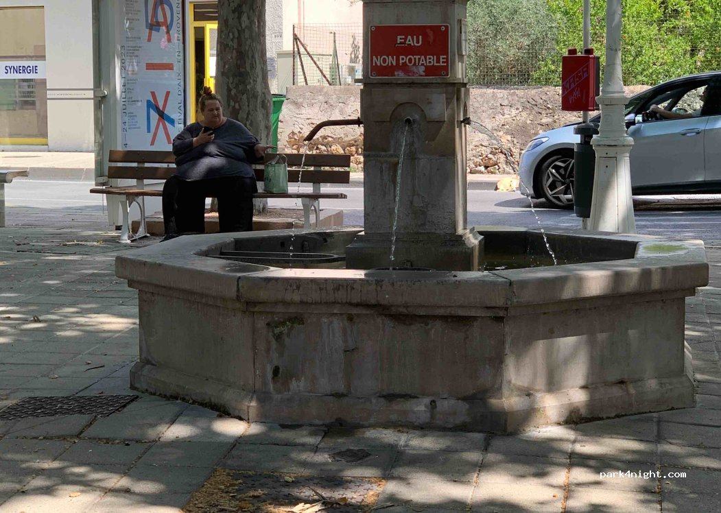 (83200) Toulon - 143 Avenue Clovis Hugues — foto 2