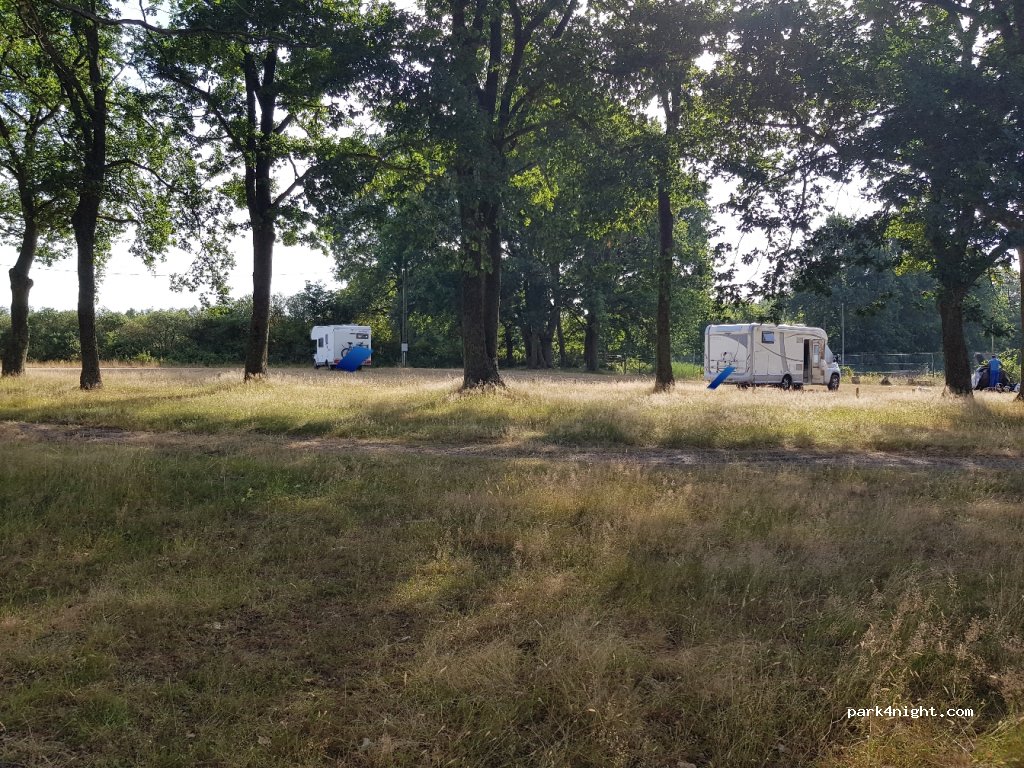 (02800) Versigny - Unnamed Road — foto 2
