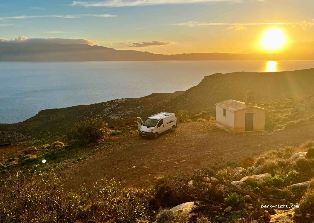 (734 00) Kissamos - Unnamed Road — foto 2