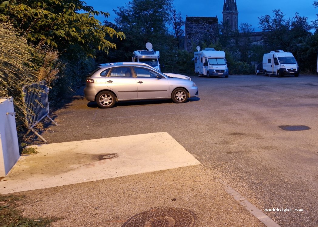 Aire de camping-car de Lombers — foto 2
