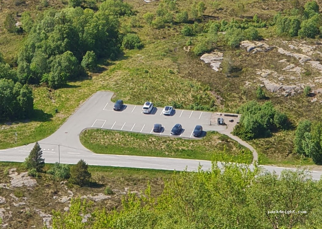 (6475) Midsund - 1 Rørsethornet P - Plass — foto 2
