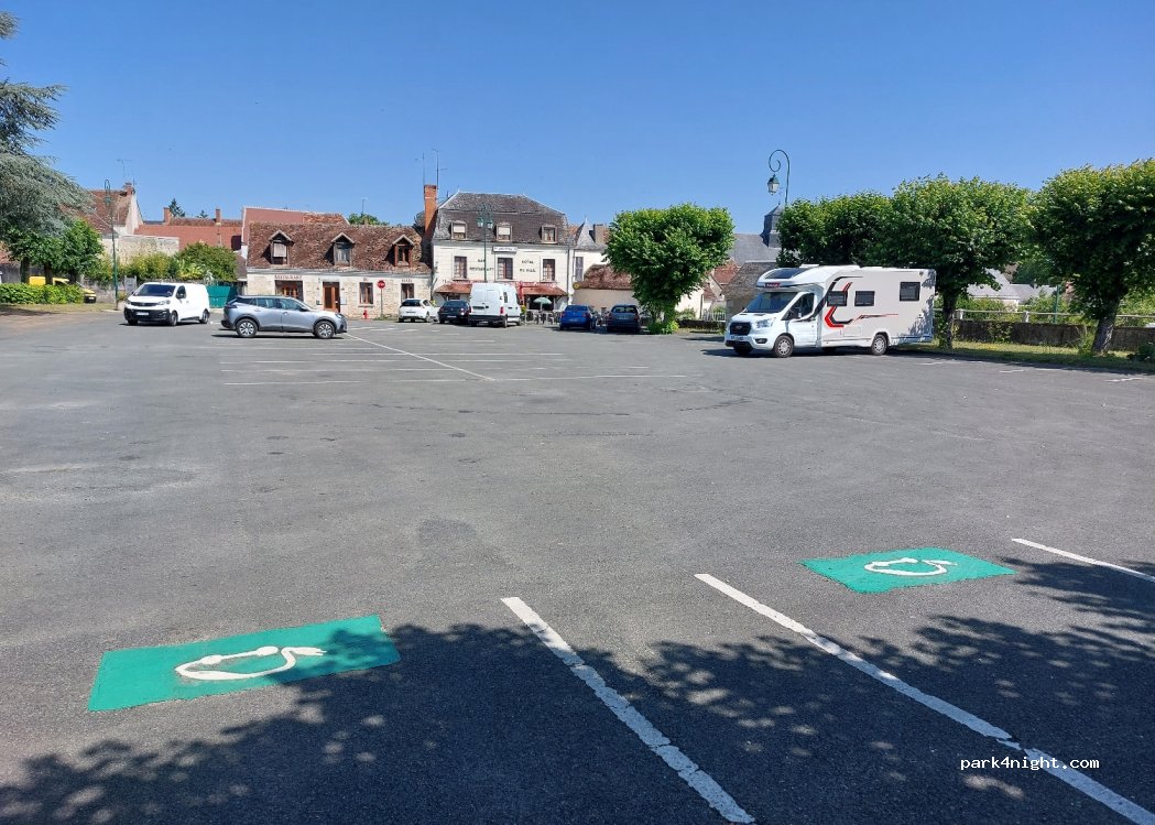 (37150) Luzillé - 1 Rue du Gén de Gaulle — foto 2