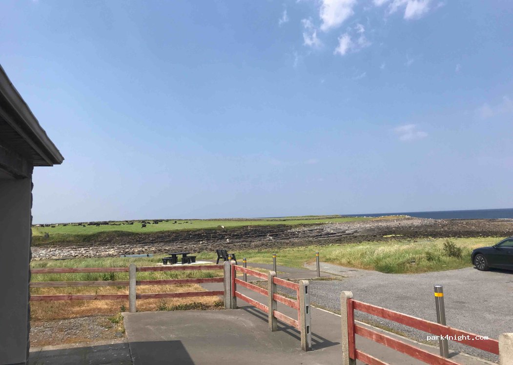 (F26 YR53) Easkey - Unnamed Road — foto