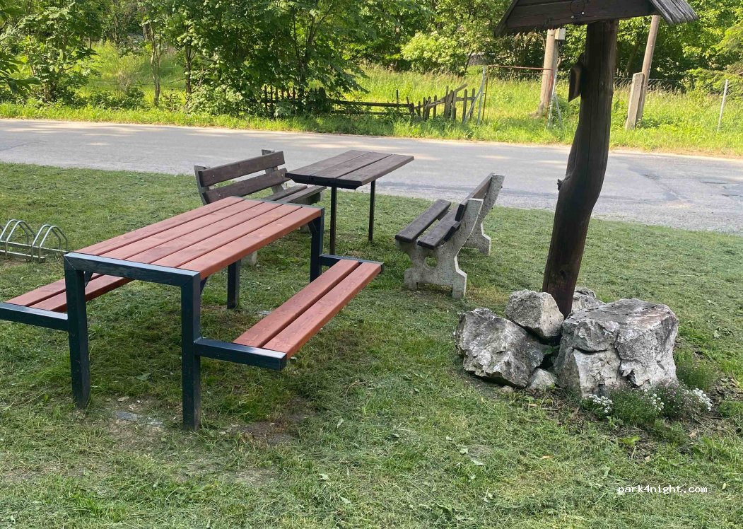 (013 15) Rajecká Lesná - Unnamed Road — foto