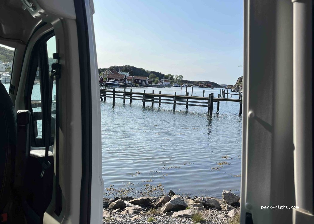 (450 70) Hamburgsund - 29 — foto 3