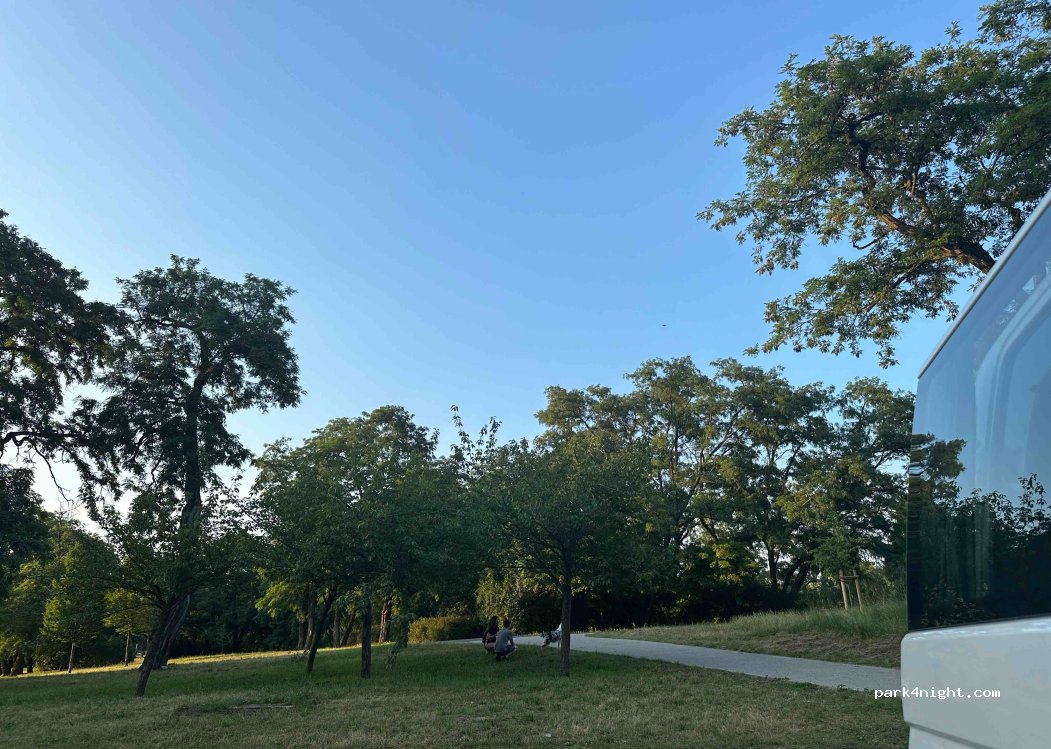 (61-001) Poznań - 5 Komandoria — foto 3