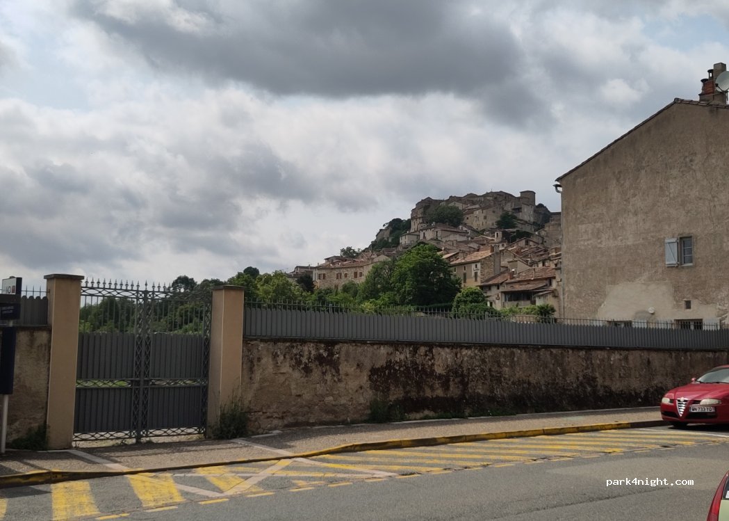 (81170) Cordes-sur-Ciel - 4 Avenue du 8 Mai 1945 — foto