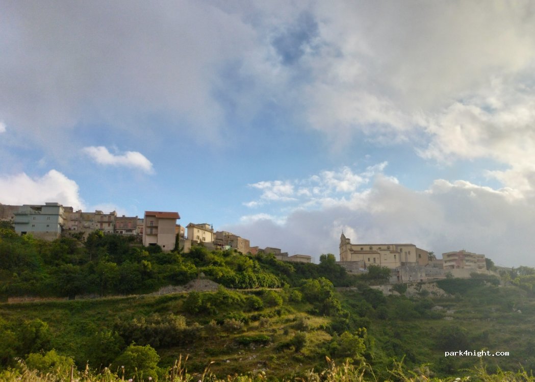 (97010) Monterosso Almo - Strada Statale 194 — foto 3