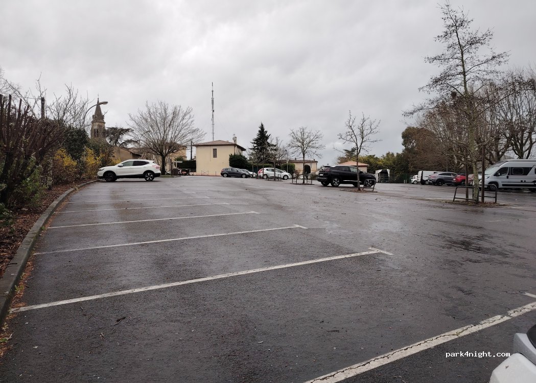 (33270) Bouliac - 1 Rue du Stade — foto
