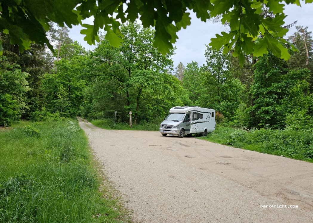 (93133) Burglengenfeld - Unnamed Road — foto 3