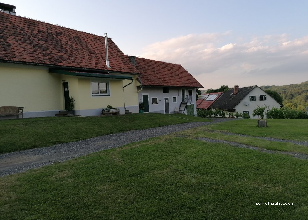 Weinhof - Gästehaus - Camping Radl — foto