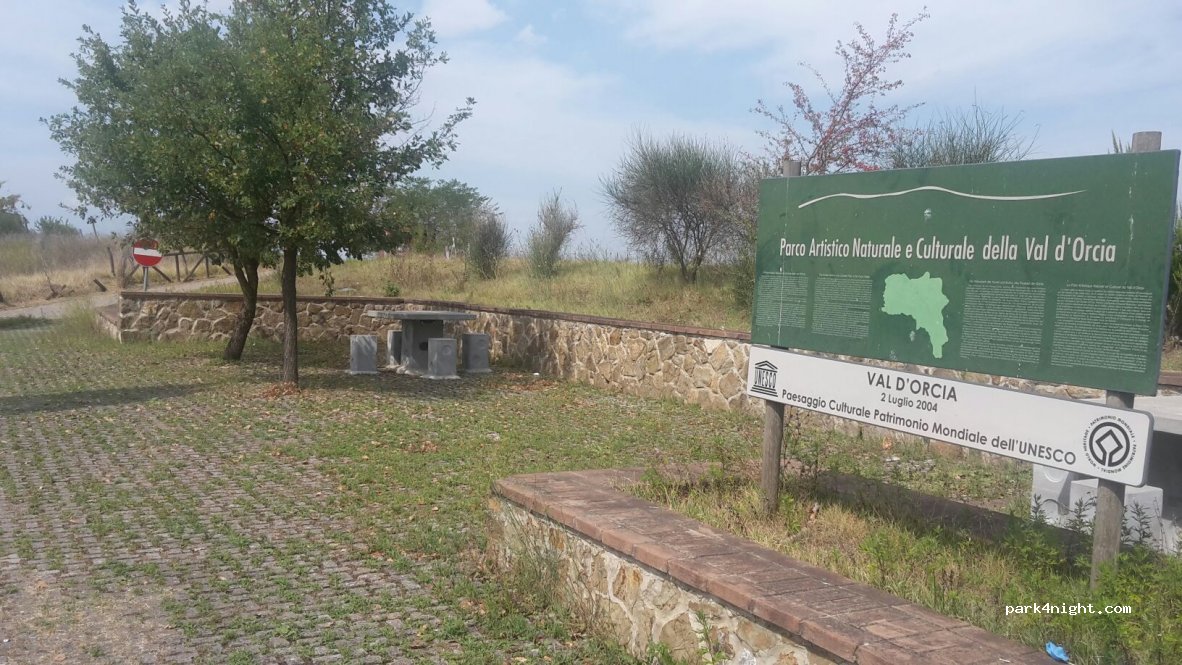 (53022) Montalcino - Strada Regionale 2 — foto