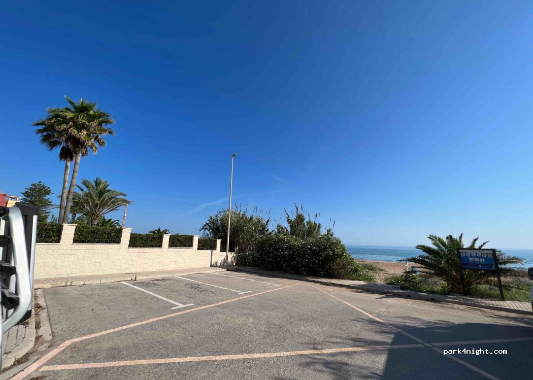 (03700) Dénia - 21 Carrer Llac Leman — foto 2