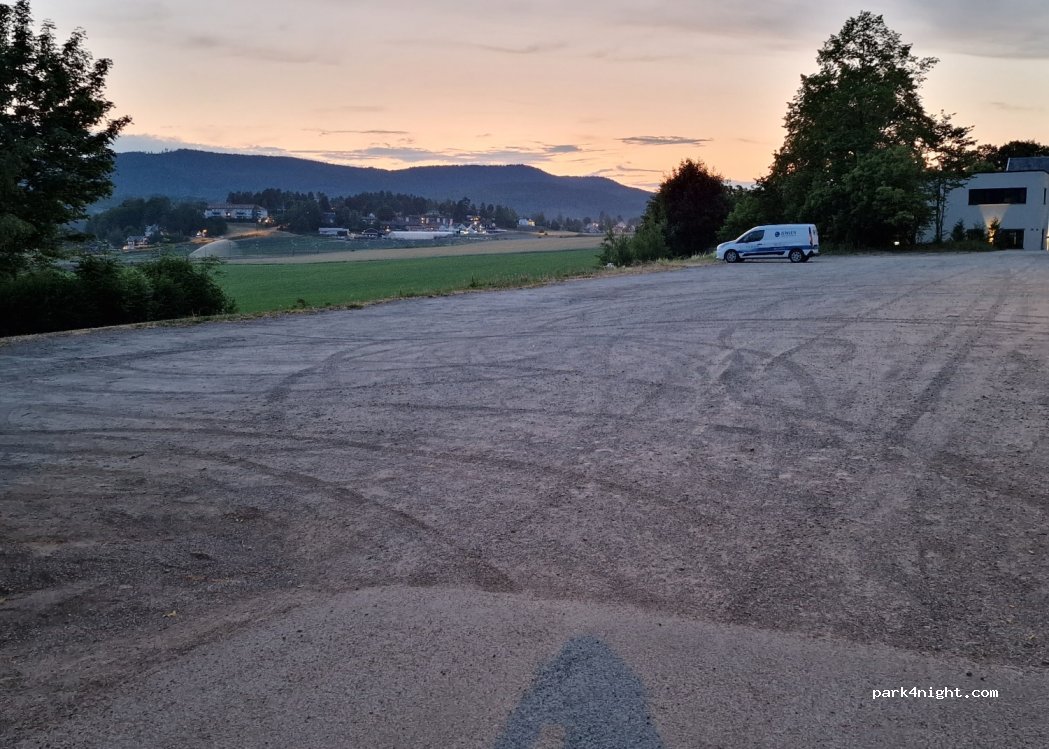 (3070) Sande i Vestfold - 6 Prestegårdsalleen — foto