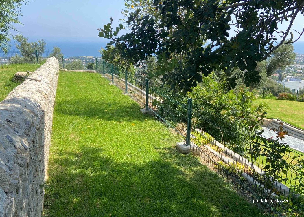 (99320) Beylerbeyi - Gulfidan Sokak — foto