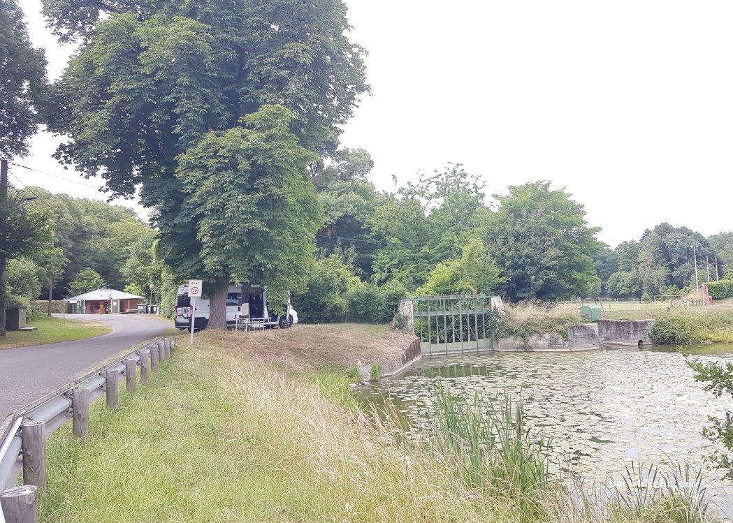 (37330) Château-la-Vallière - 94 Rue du Camping — foto