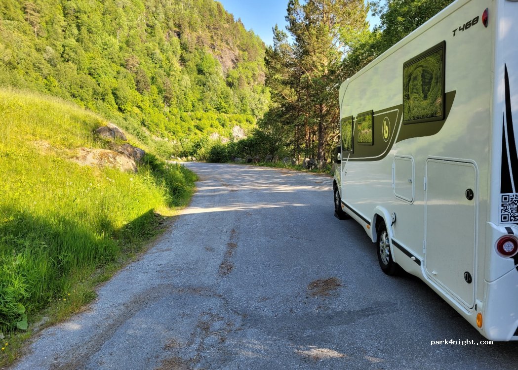 (6630) Tingvoll - Rv70 — foto