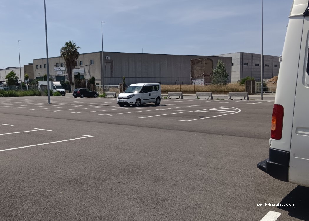 (08850) Gavà - 16 Carrer Girona — foto 2
