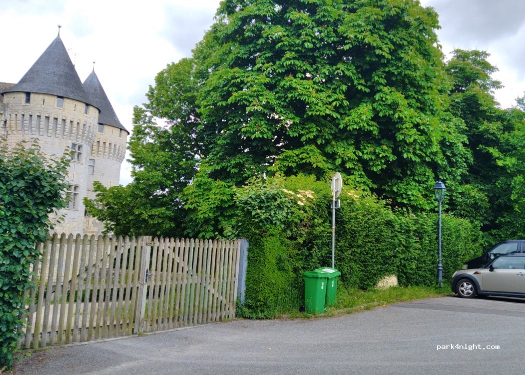 (28400) Nogent-le-Rotrou - Place Emile Maquaire — foto 4