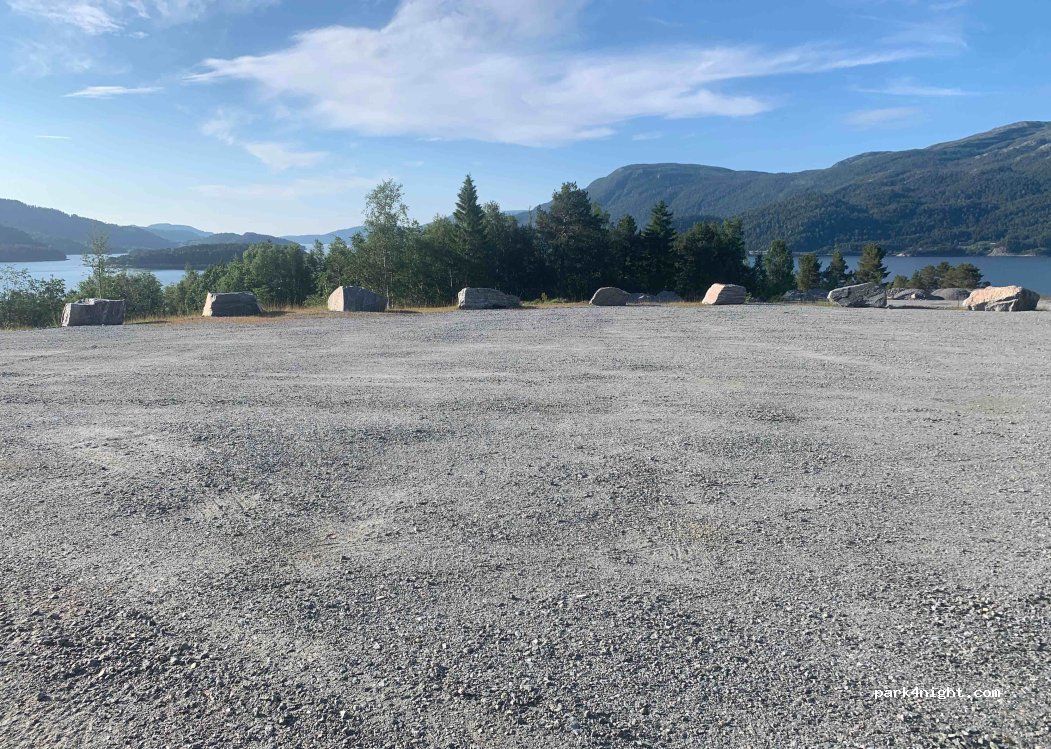 (6686) Valsøybotn - 2289 Vinjefjordsveien — foto 2