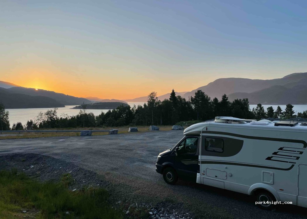 (6686) Valsøybotn - 2289 Vinjefjordsveien — foto 3