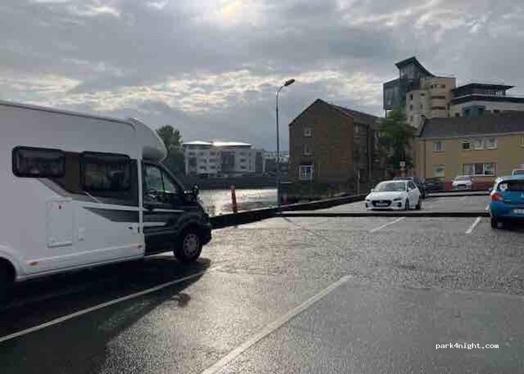 (F91 AV97) Sligo - Lower Quay St — foto