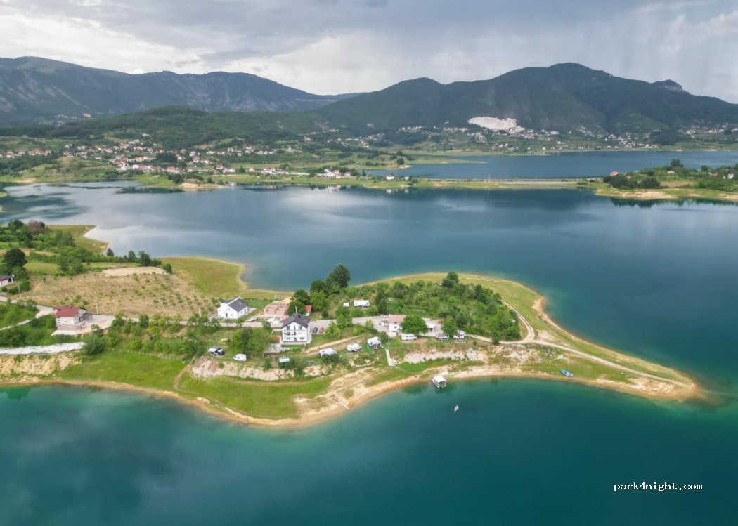 Camping Bosnjak AutoKamp — foto 4