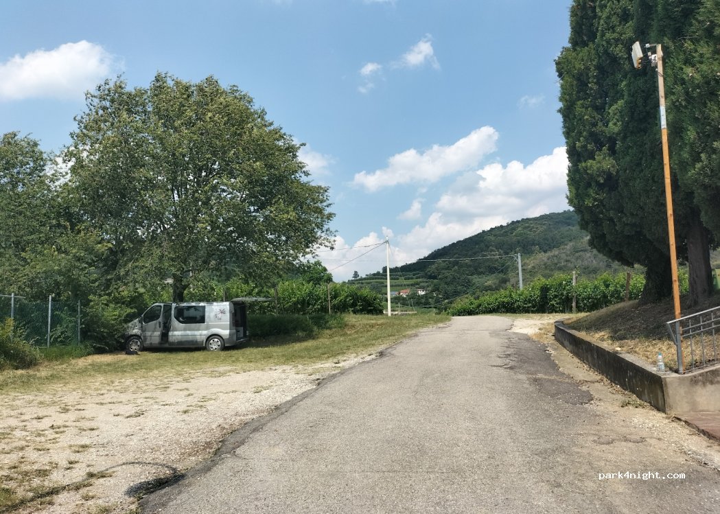 (35030) Faedo - 10 Via San Pietro — foto