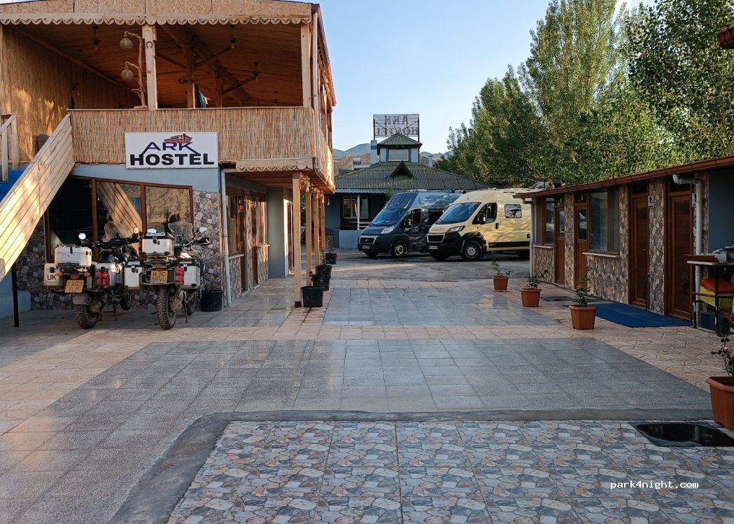 ARK Hostel Camping Caravaning — foto