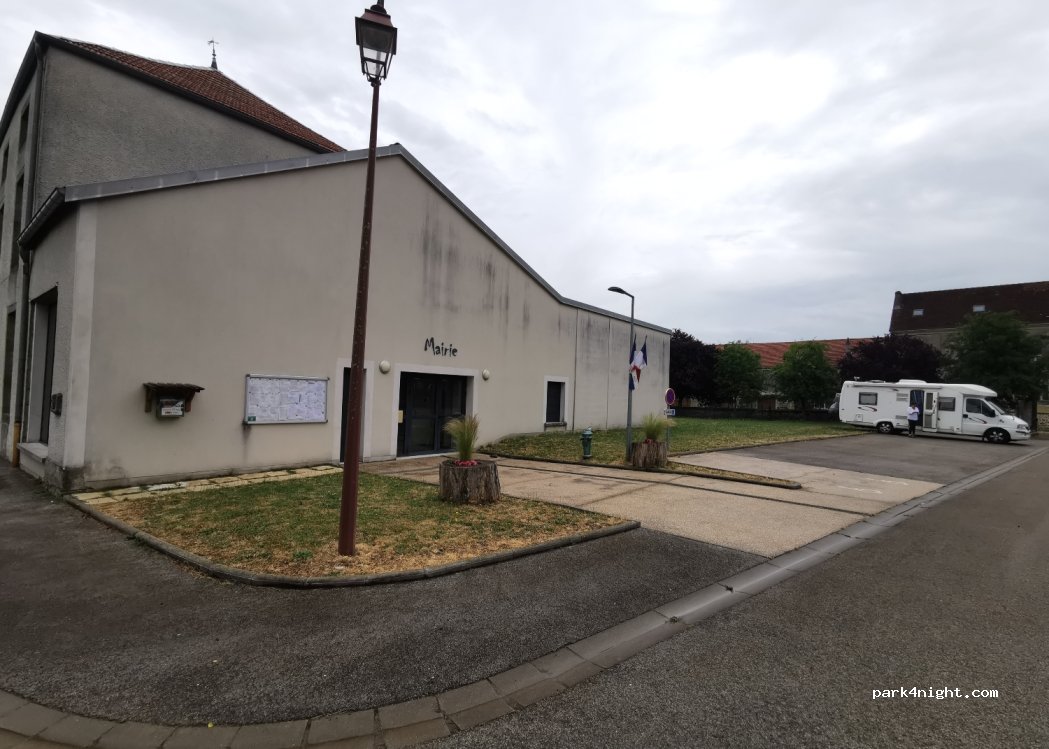 (52400) Le Châtelet-sur-Meuse - 6 Rue Araize — foto 2