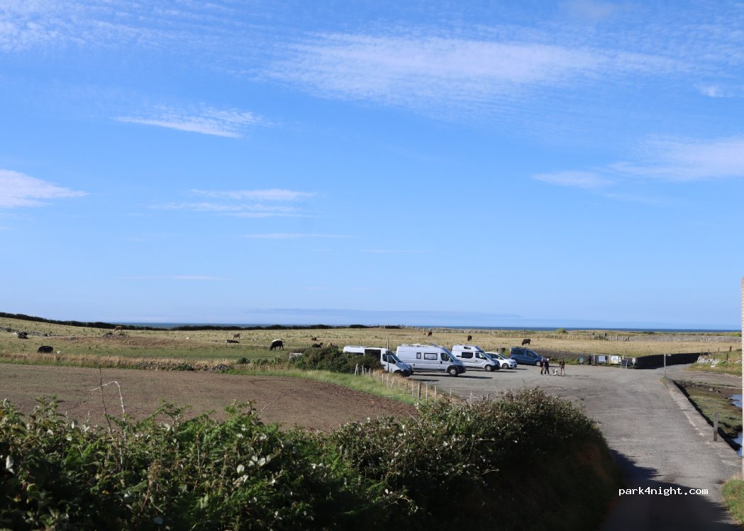 (LL67 0DY) Cemaes Bay - Unnamed Road — foto