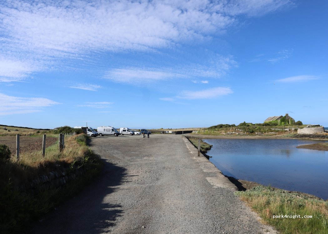 (LL67 0DY) Cemaes Bay - Unnamed Road — foto 2