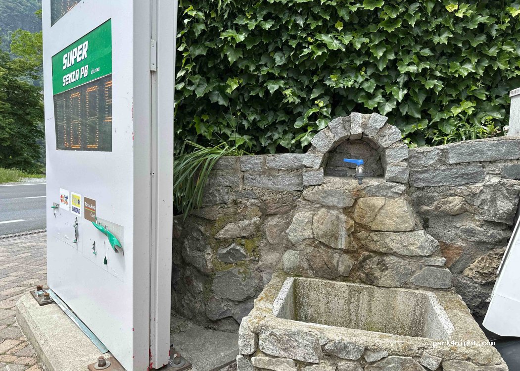 (12010) Vinadio - Snc Piazza Vittorio Veneto — foto 2