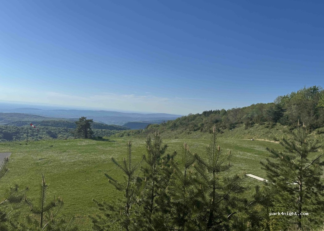 (01110) Corlier - Route de l'Altiport — foto 4