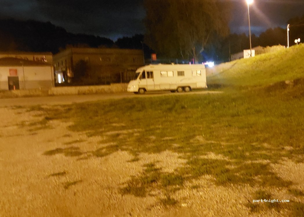 (83670) Barjols - 1 Lotissement les Laus — foto 4