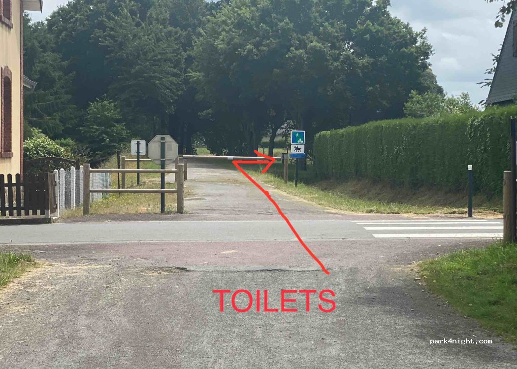 (50540) Isigny-le-Buat - 20 Rue de la Normandière — foto