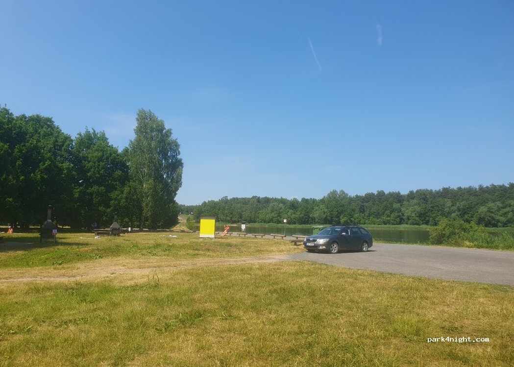 (80042) Pärnu - Unnamed Road — foto