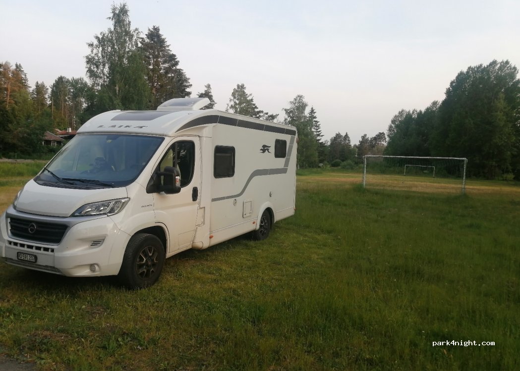 (760 15) Gräddö - 14 Kalles ängsväg — foto