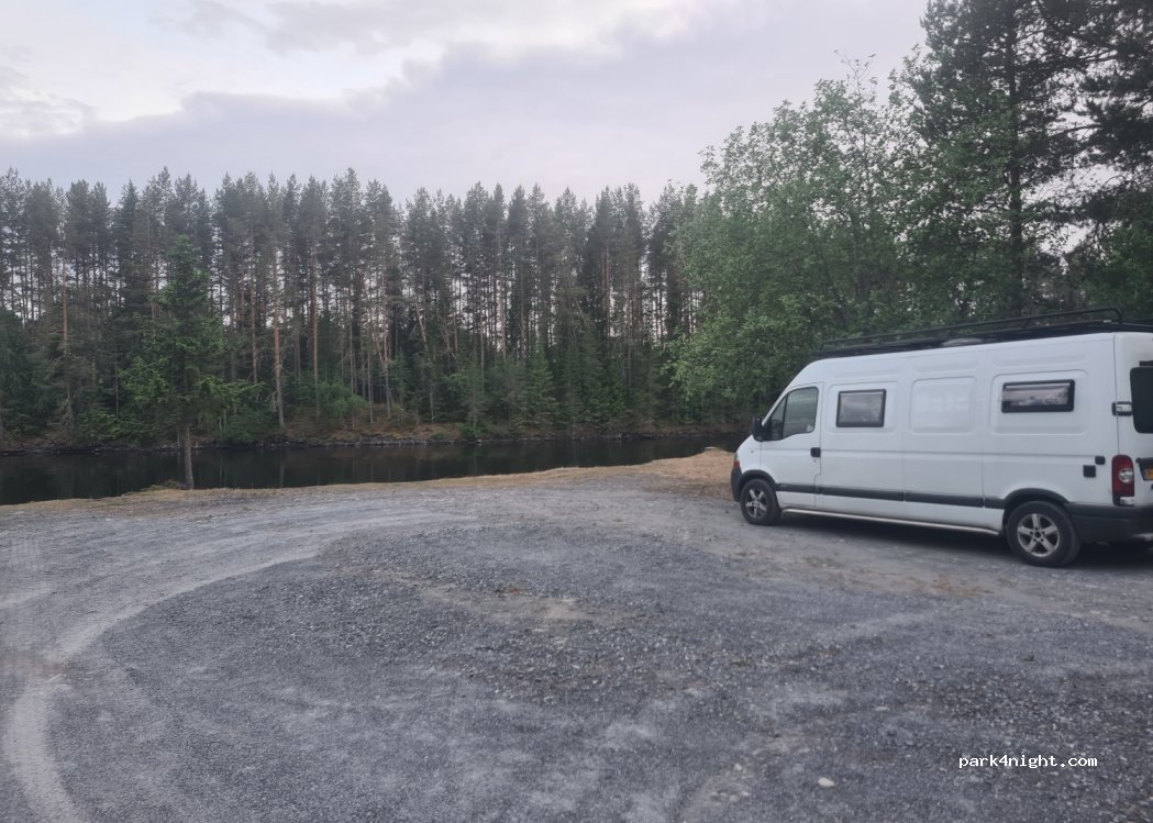 (835 92) Aspåsnäset - Unnamed Road — foto 2