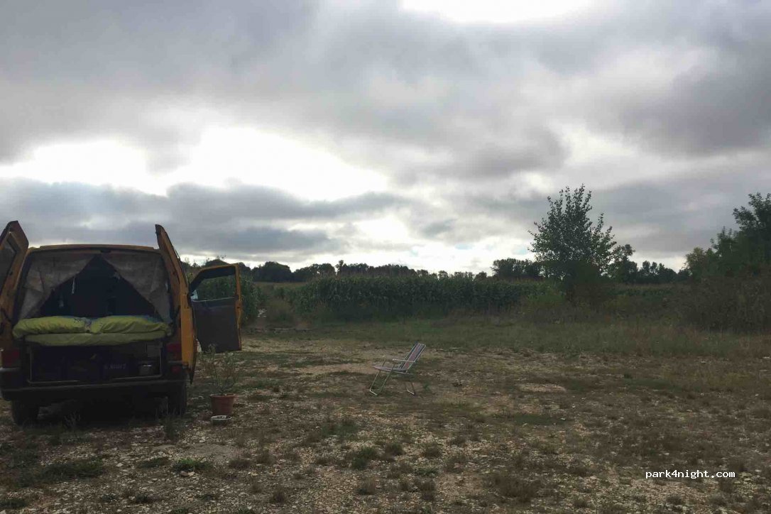 (01500) Saint-Maurice-de-Rémens - Unnamed Road — foto