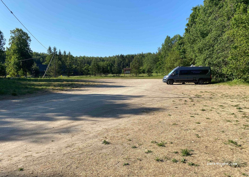 (75016) Rõõsa - Unnamed Road — foto