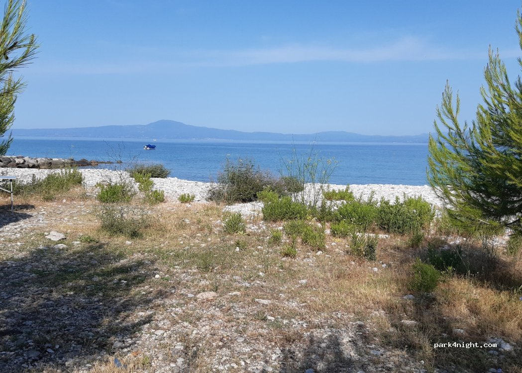 (241 00) Mikra Mantinia - Unnamed Road — foto