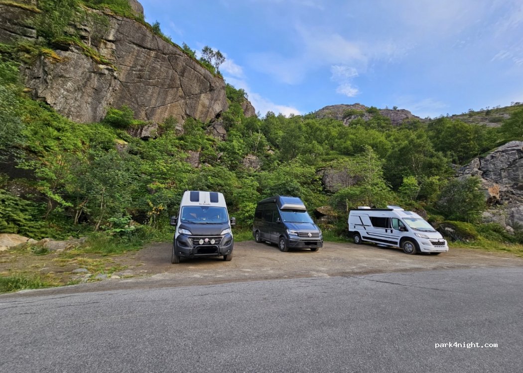 (8380) Nusfjord - 35 Sekundær Fylkesveg 807 — foto 3